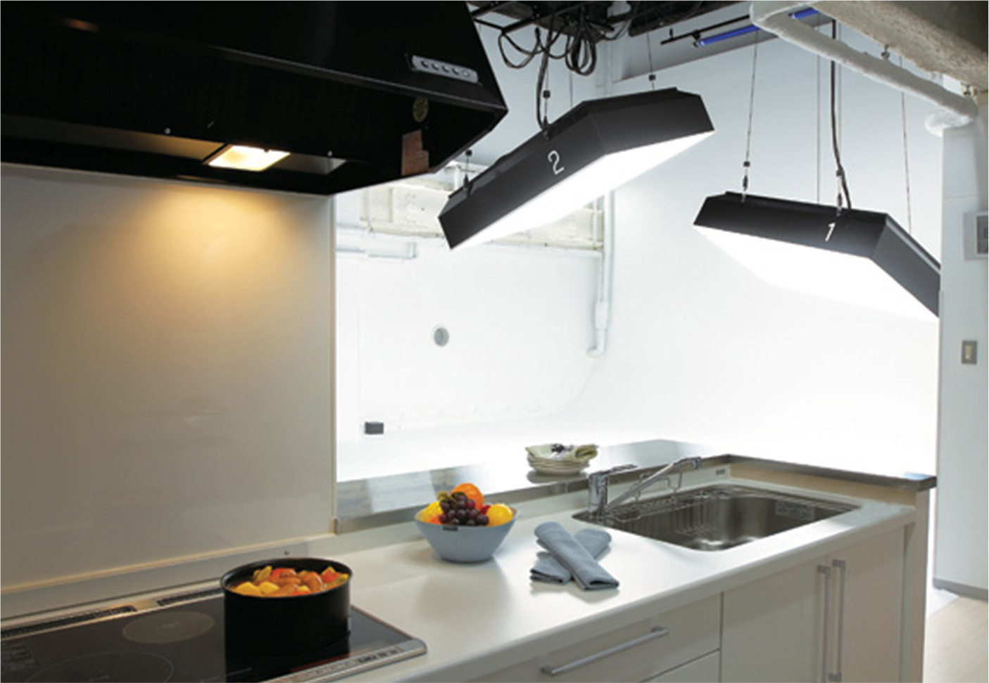IHコンロのキッチンが併設され、料理撮影にも適しています